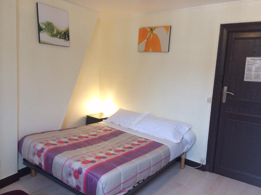 Hotel Restaurant Tokyo Trouville-sur-Mer Bilik gambar