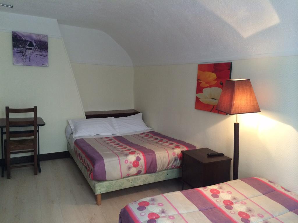 Hotel Restaurant Tokyo Trouville-sur-Mer Bilik gambar