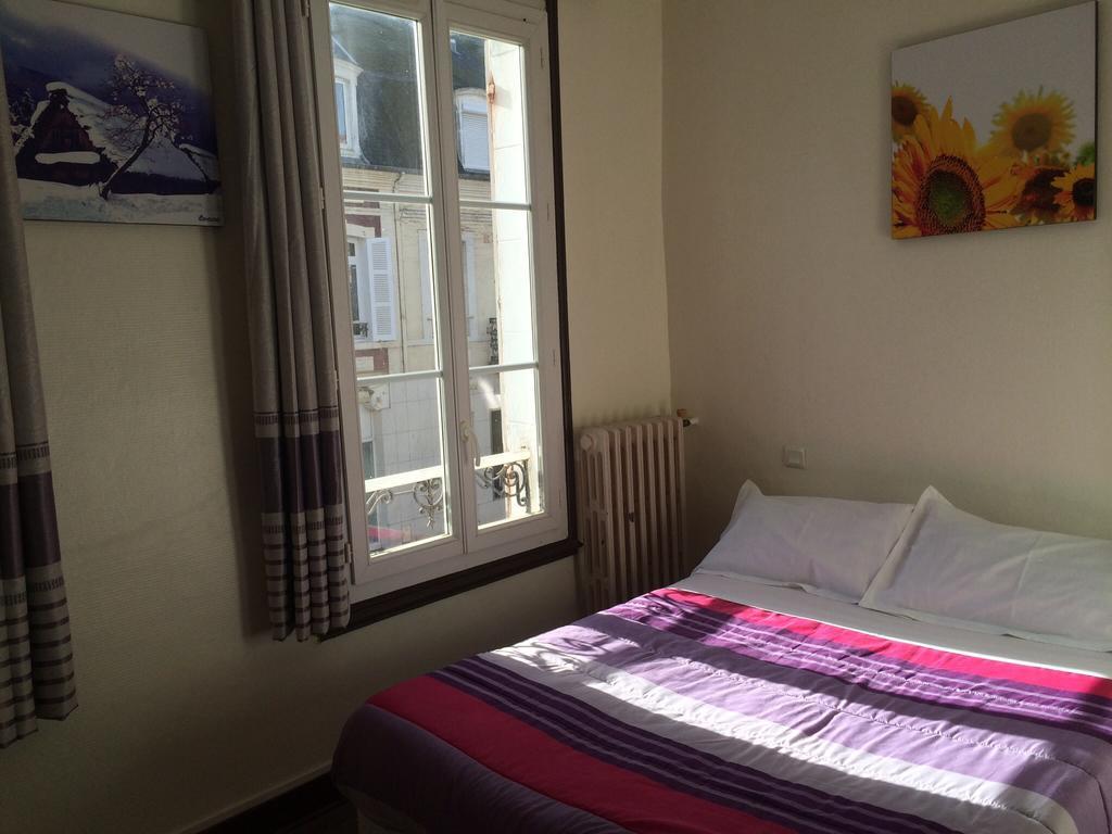 Hotel Restaurant Tokyo Trouville-sur-Mer Bilik gambar