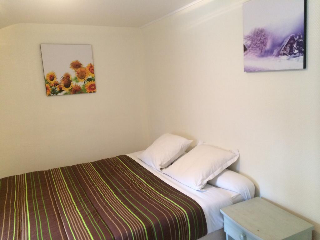 Hotel Restaurant Tokyo Trouville-sur-Mer Bilik gambar